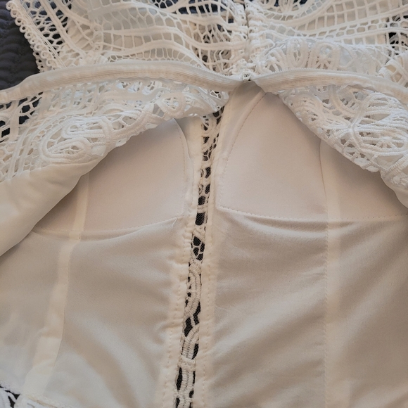 Karmai embroidery crop top, size medium - Picture 6 of 13